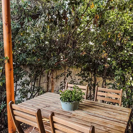 La Tiny Des Iles D Or Apartment